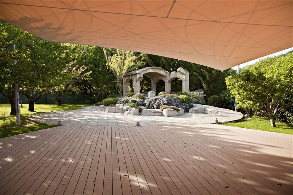 Don Carlos Huarte Exterior photo